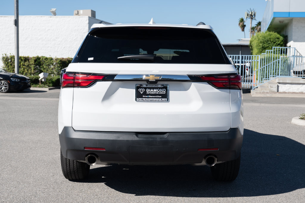 Used 2023 Chevrolet Traverse LT FWD image 5