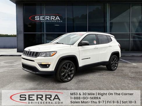 Used 2021 Jeep Compass Latitude AWD/4WD image 1
