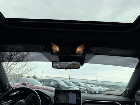 Used 2020 Toyota RAV4 XSE image 16