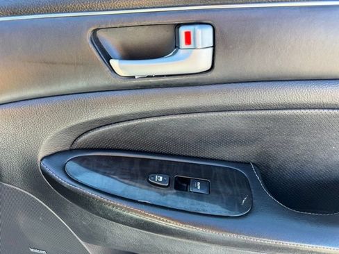 Used 2014 Hyundai Genesis 5.0 R-Spec RWD image 24