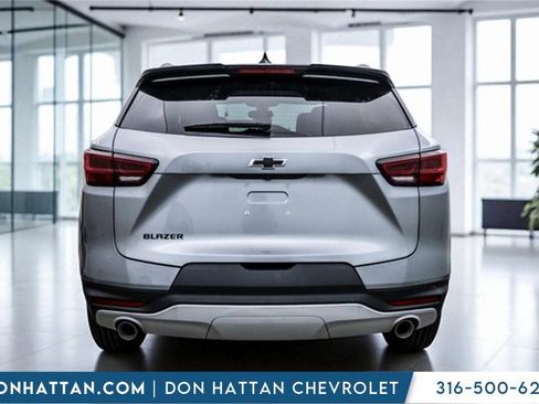 New 2025 Chevrolet Blazer LT w/ Convenience Package image 35