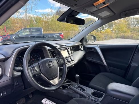 Used 2018 Toyota RAV4 LE w/ All Weather Liner Package image 8