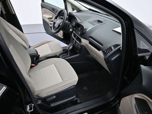 Used 2020 Ford EcoSport S image 32
