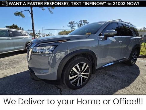 Used 2023 Nissan Pathfinder Platinum w/ Cargo Package image 1