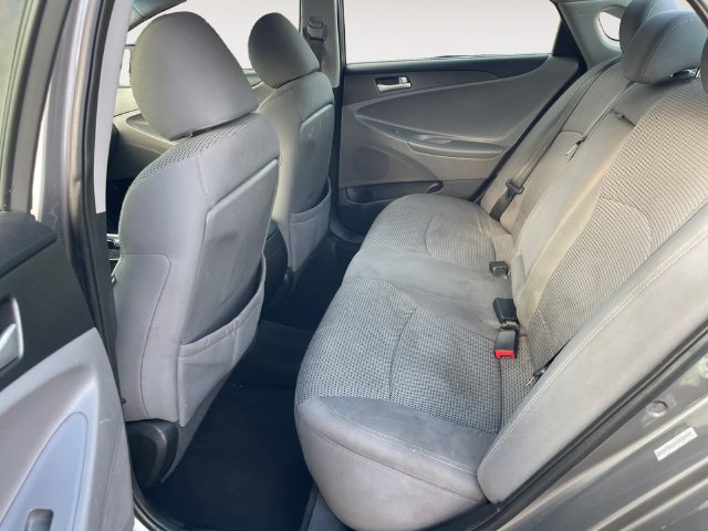 Used 2011 Hyundai Sonata GLS FWD image 13