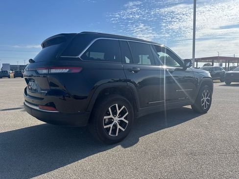 Used 2024 Jeep Grand Cherokee Limited w/ Trailer Tow Package image 5