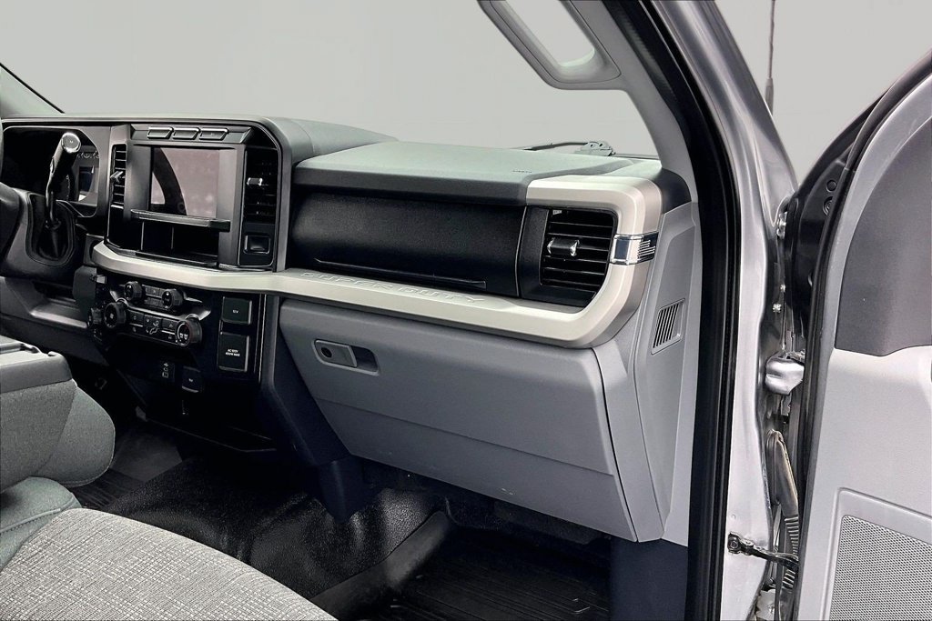 Certified 2024 Ford F250 XLT AWD/4WD image 15