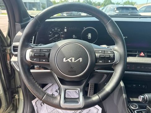 Used 2023 Kia Sportage X-Pro AWD/4WD image 16