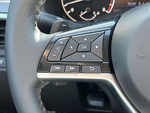 Used 2023 Nissan Altima 2.5 SR FWD image 21