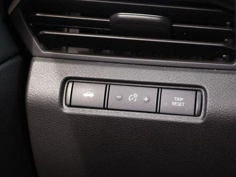 Used 2024 Nissan Altima 2.5 SV image 21