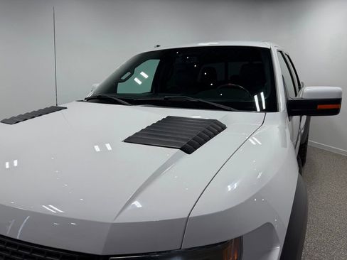 Used 2014 Ford F150 Raptor w/ Equipment Group 801A Luxury image 2