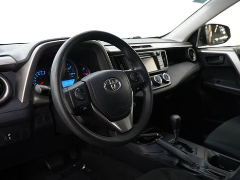 Used 2016 Toyota RAV4 LE FWD image 22