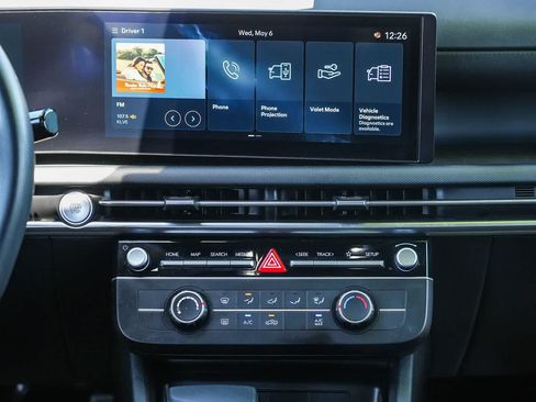 Used 2025 Hyundai Santa Cruz SE FWD image 13