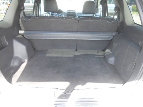 Used 2010 Ford Escape Limited AWD/4WD image 23