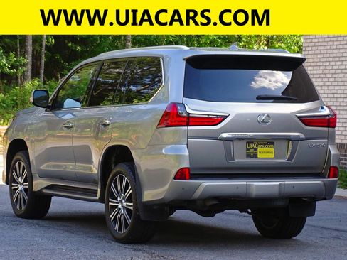 Used 2019 Lexus LX 570 4WD w/ Luxury Package image 7