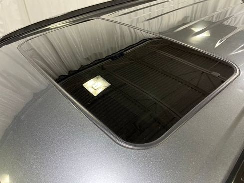 Certified 2021 Toyota RAV4 XLE Premium AWD/4WD image 24