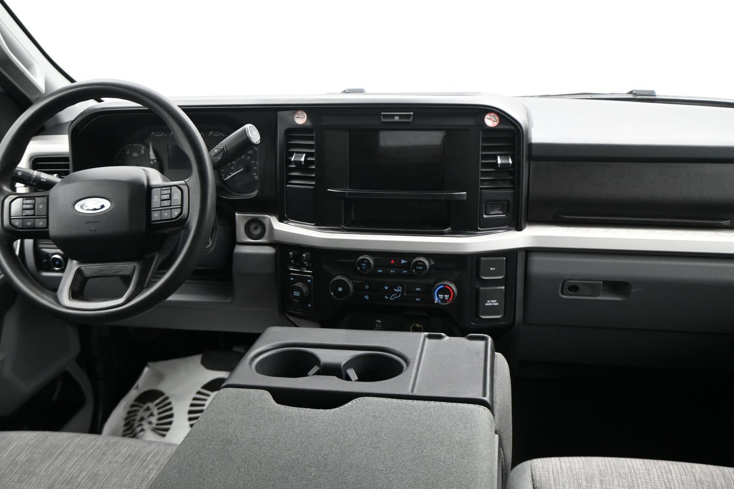 Used 2025 Ford F350 XLT AWD/4WD image 16