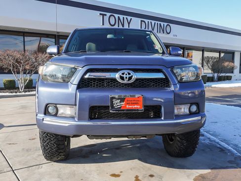Used 2010 Toyota 4Runner Limited image 3
