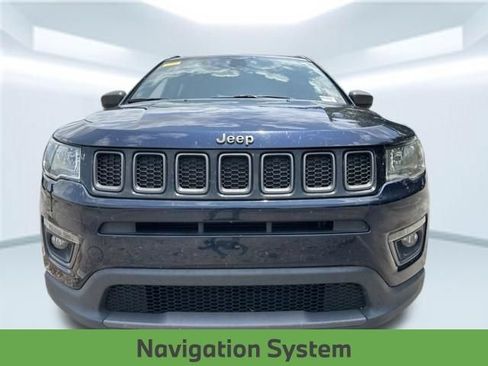 Used 2021 Jeep Compass Latitude FWD image 2