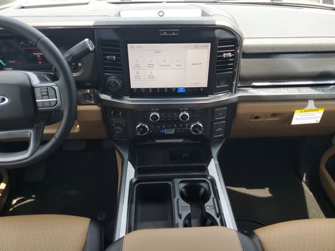 New 2025 Ford F250 Lariat w/ Lariat Ultimate Package image 12