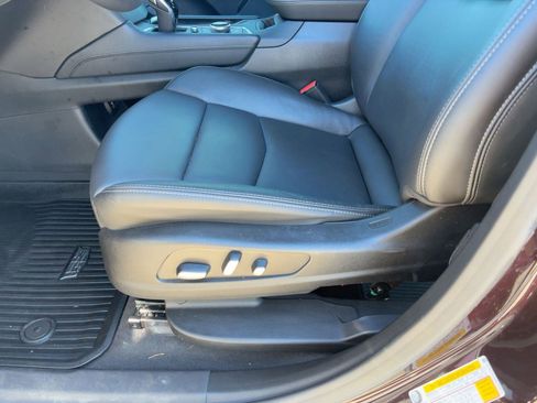 Used 2021 Cadillac XT6 Premium Luxury image 14