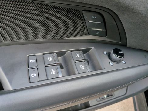 Used 2023 Audi e-tron GT Prestige w/ Prestige Package image 15