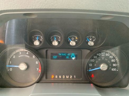 Used 2015 Ford F250 XL w/ Power Equipment Group image 12