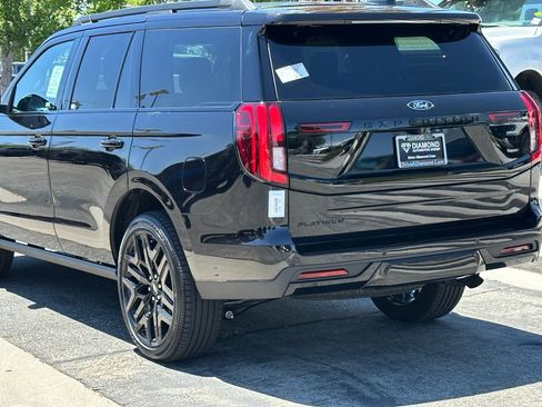 New 2026 Ford Expedition Platinum w/ Stealth Performance Package AWD/4WD image 5