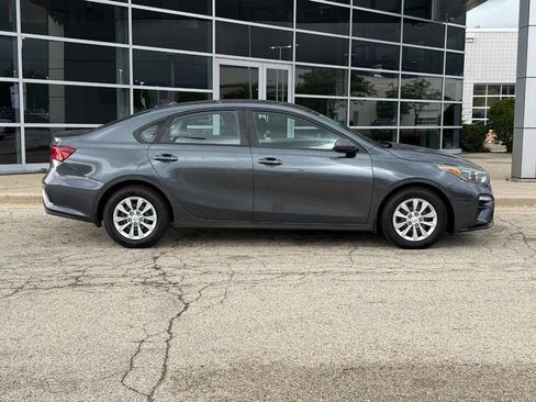 Used 2020 Kia Forte Sedan FWD image 2