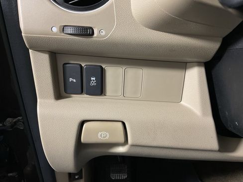 Used 2013 Honda Pilot Touring image 30