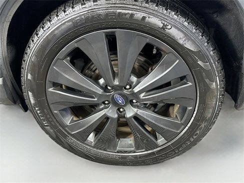 Used 2022 Subaru Ascent Onyx Edition image 32