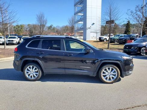 Used 2015 Jeep Cherokee Limited w/ Luxury Group image 5