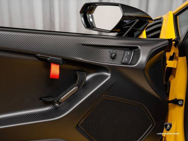Used 2023 Lamborghini Huracan STO RWD image 31