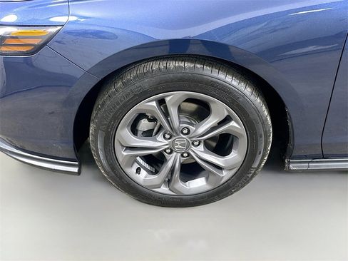 Used 2024 Honda Accord EX image 8