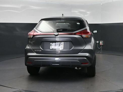 Used 2024 Nissan Kicks S FWD image 6