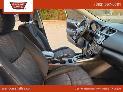 Used 2019 Toyota Corolla LE image 20