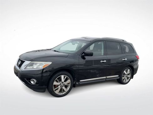 Used 2014 Nissan Pathfinder SL image 4