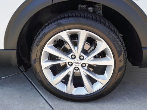 Used 2021 Ford Explorer Platinum w/ Equipment Group 601A AWD/4WD image 13