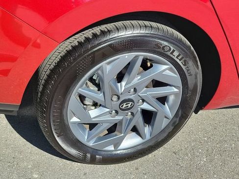 Certified 2025 Hyundai Elantra Hybrid FWD image 29