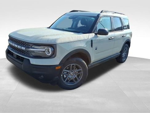 New 2025 Ford Bronco Sport Big Bend w/ Convenience Package AWD/4WD image 2