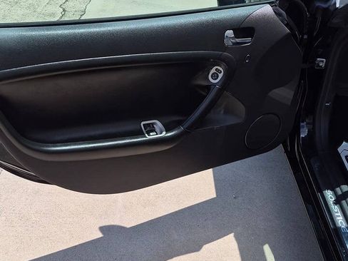 Used 2007 Pontiac Solstice GXP RWD image 27