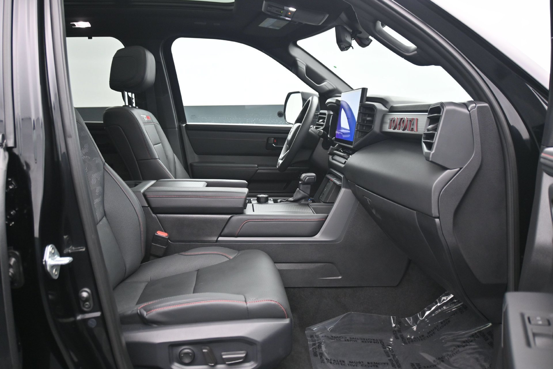 Used 2025 Toyota Sequoia TRD Pro AWD/4WD image 13