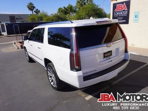 Used 2020 Cadillac Escalade ESV Platinum image 23