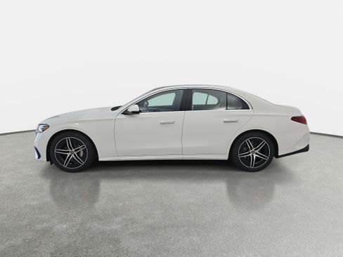 New 2026 Mercedes-Benz E 350 4MATIC Sedan image 8