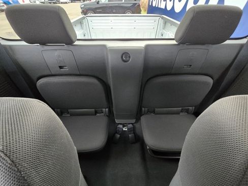 Used 2019 Nissan Frontier S image 26