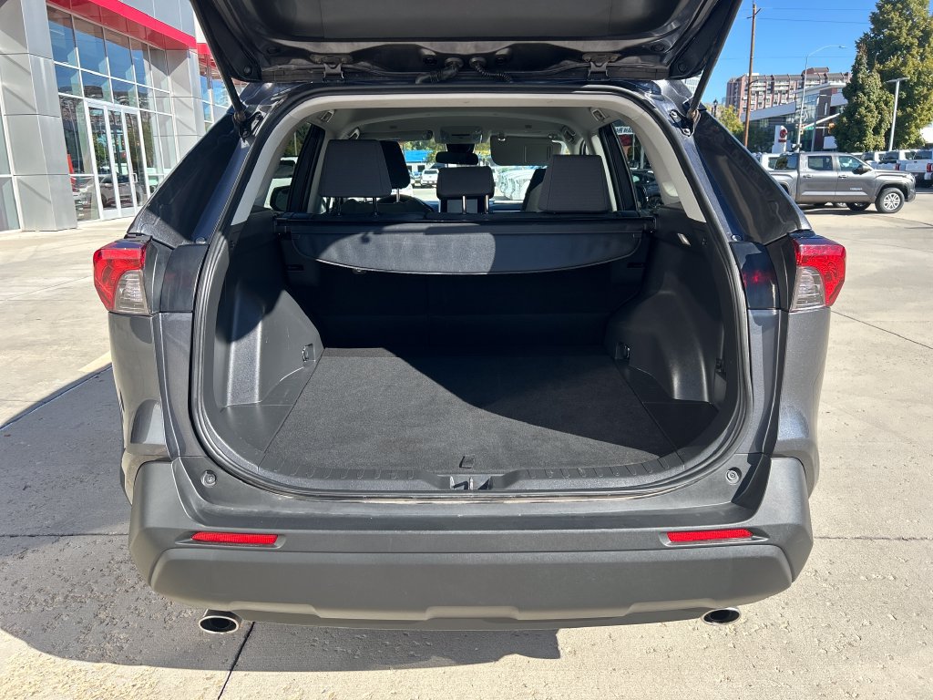 Certified 2025 Toyota RAV4 XLE AWD/4WD image 15