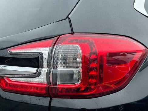 Used 2023 Subaru Ascent Limited w/ Technology Package image 38