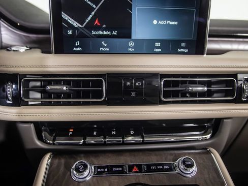Used 2022 Lincoln Aviator Reserve w/ Equipment Group 201A AWD/4WD image 34