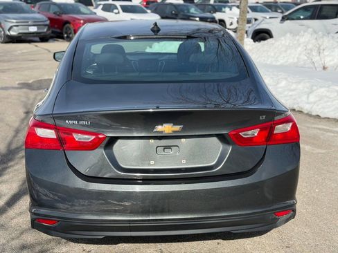 Used 2018 Chevrolet Malibu LT image 5