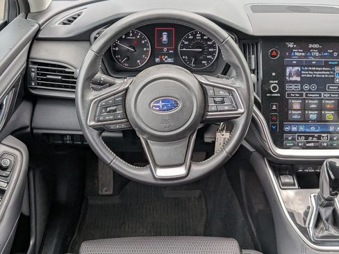 Used 2025 Subaru Outback Premium AWD/4WD image 20